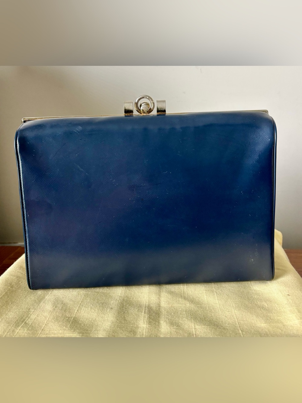 VTG Navy Blue Clutch Purse Wallet Kiss Lock Closure Zipper Pocket  No Handle MCM